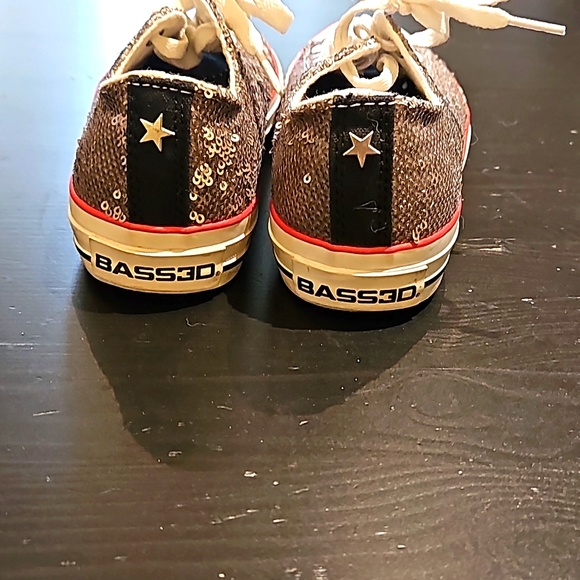 Bassed converse like shoes - Picture 3 of 4
